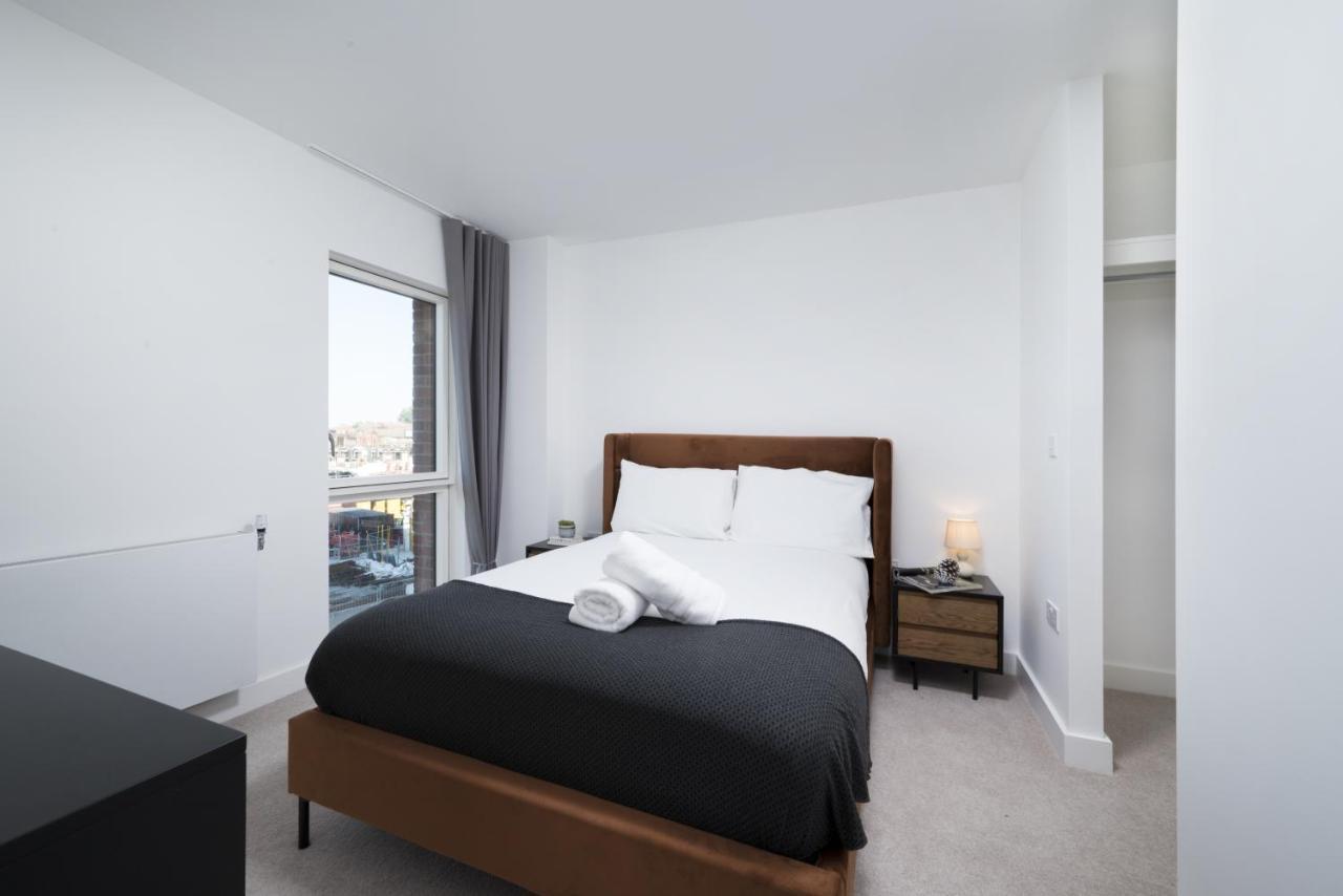 Modern Studios And Apartments At Barking Wharf In 伦敦 外观 照片