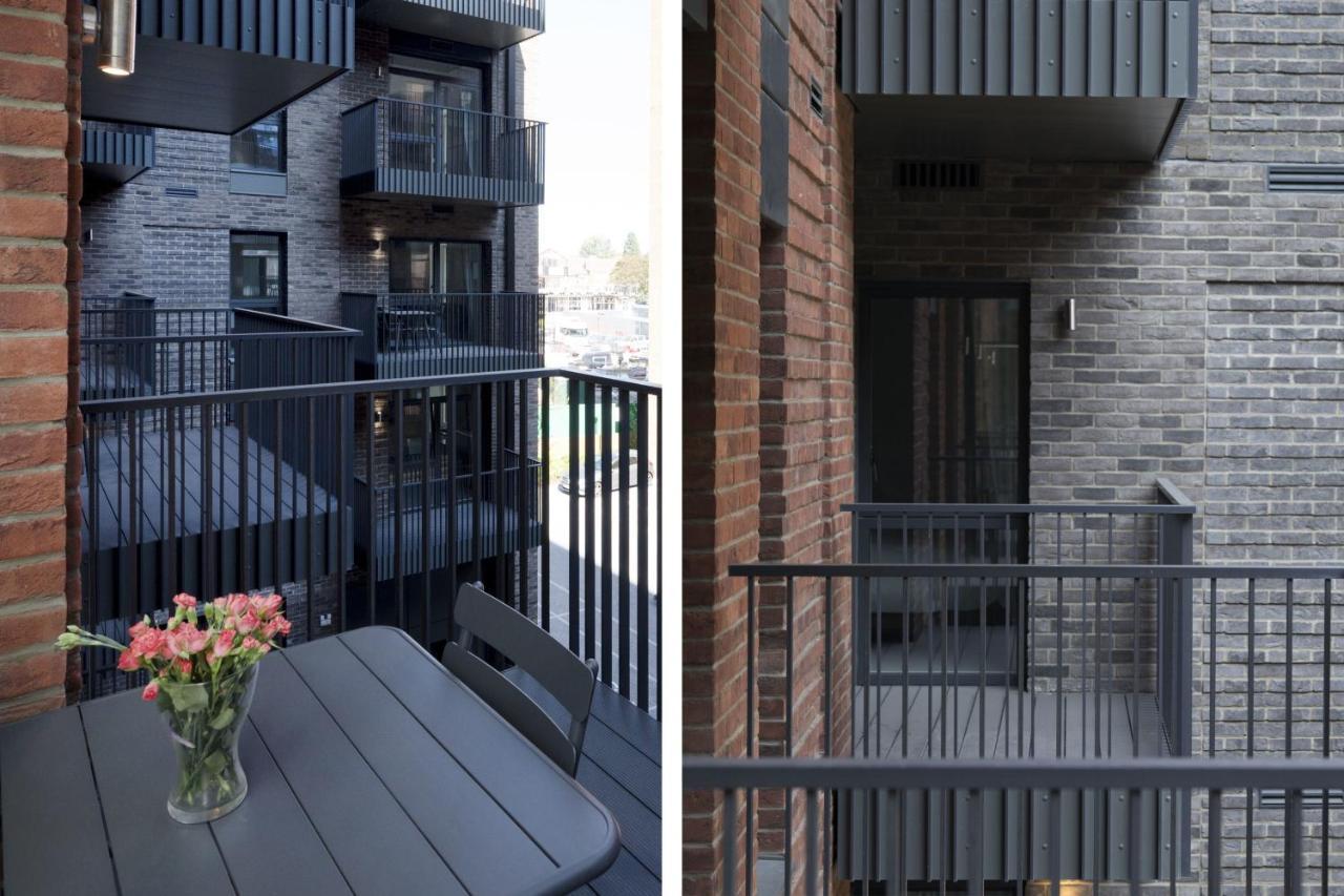 Modern Studios And Apartments At Barking Wharf In 伦敦 外观 照片